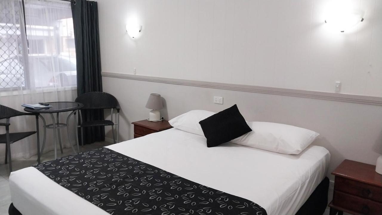 Miners Lodge Motor Inn Mackay Bagian luar foto
