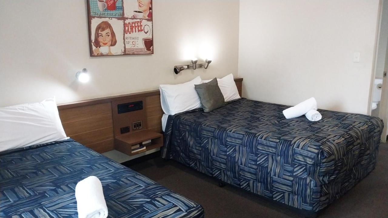 Miners Lodge Motor Inn Mackay Bagian luar foto