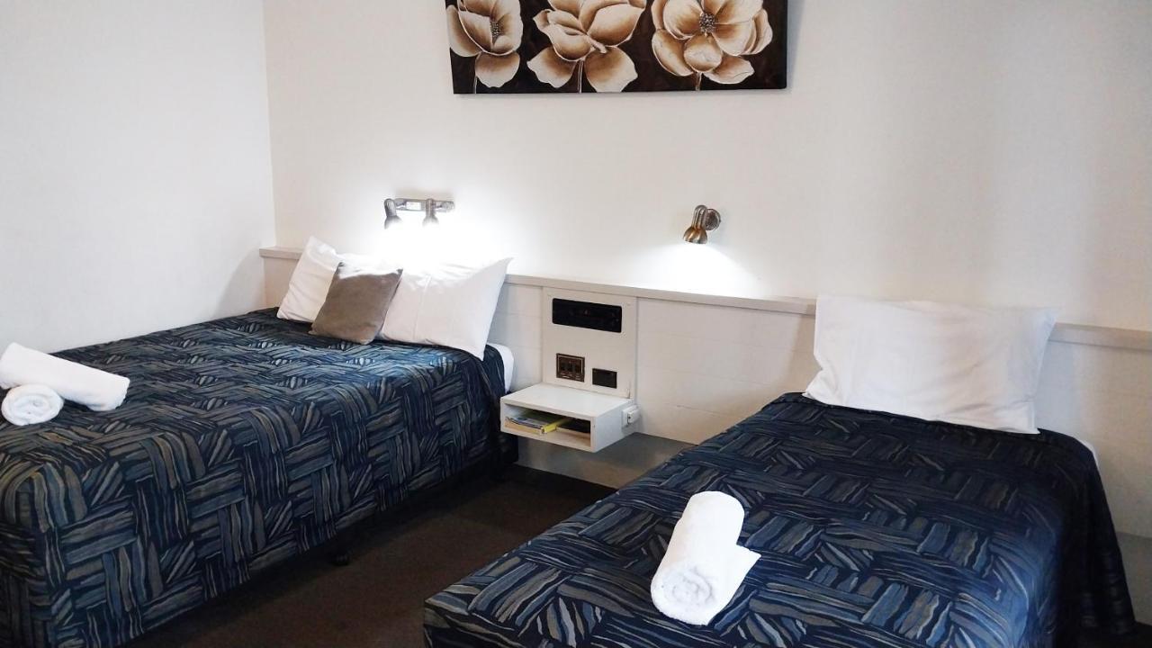 Miners Lodge Motor Inn Mackay Bagian luar foto