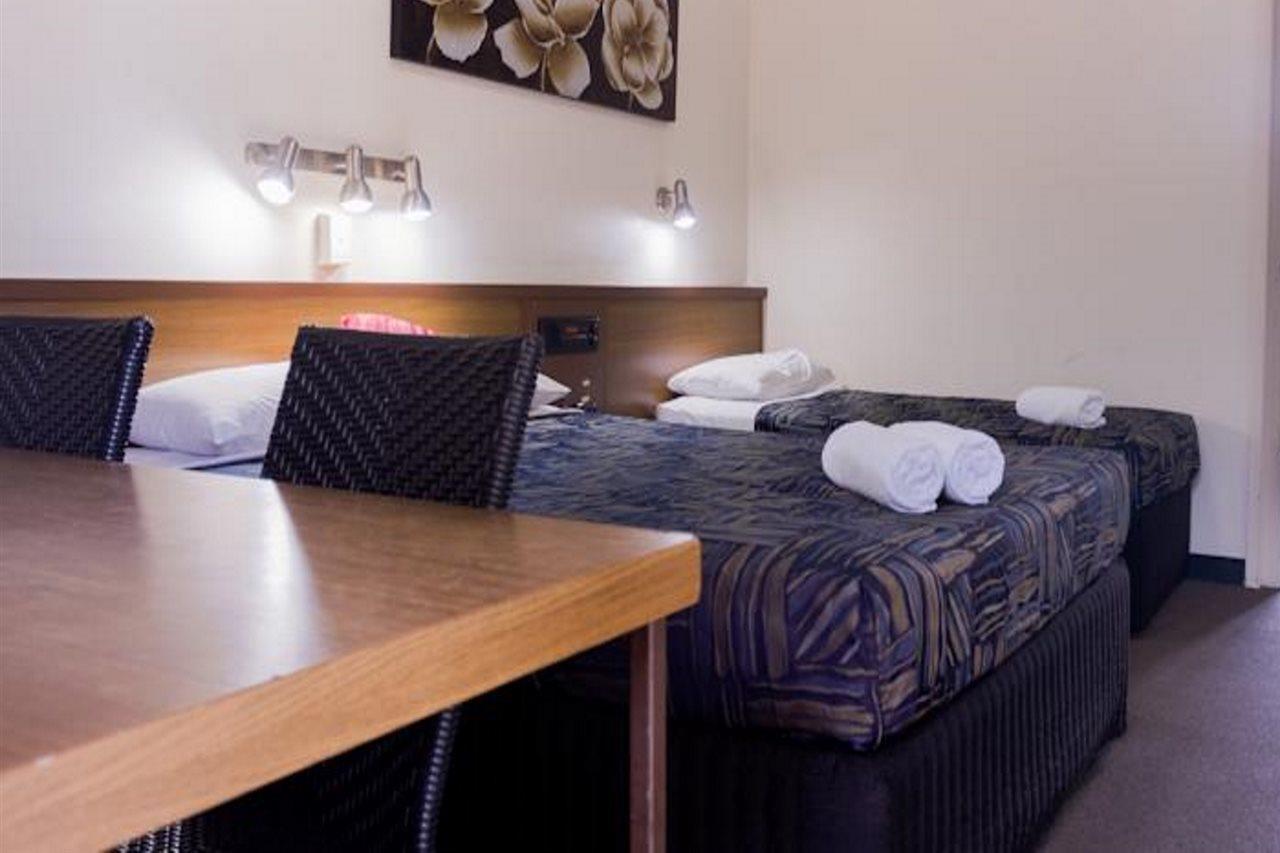 Miners Lodge Motor Inn Mackay Bagian luar foto