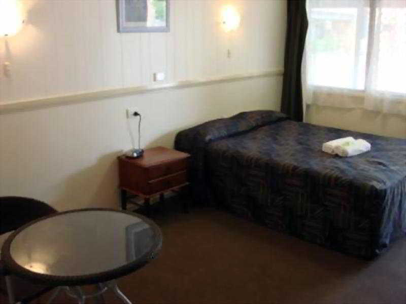 Miners Lodge Motor Inn Mackay Bagian luar foto