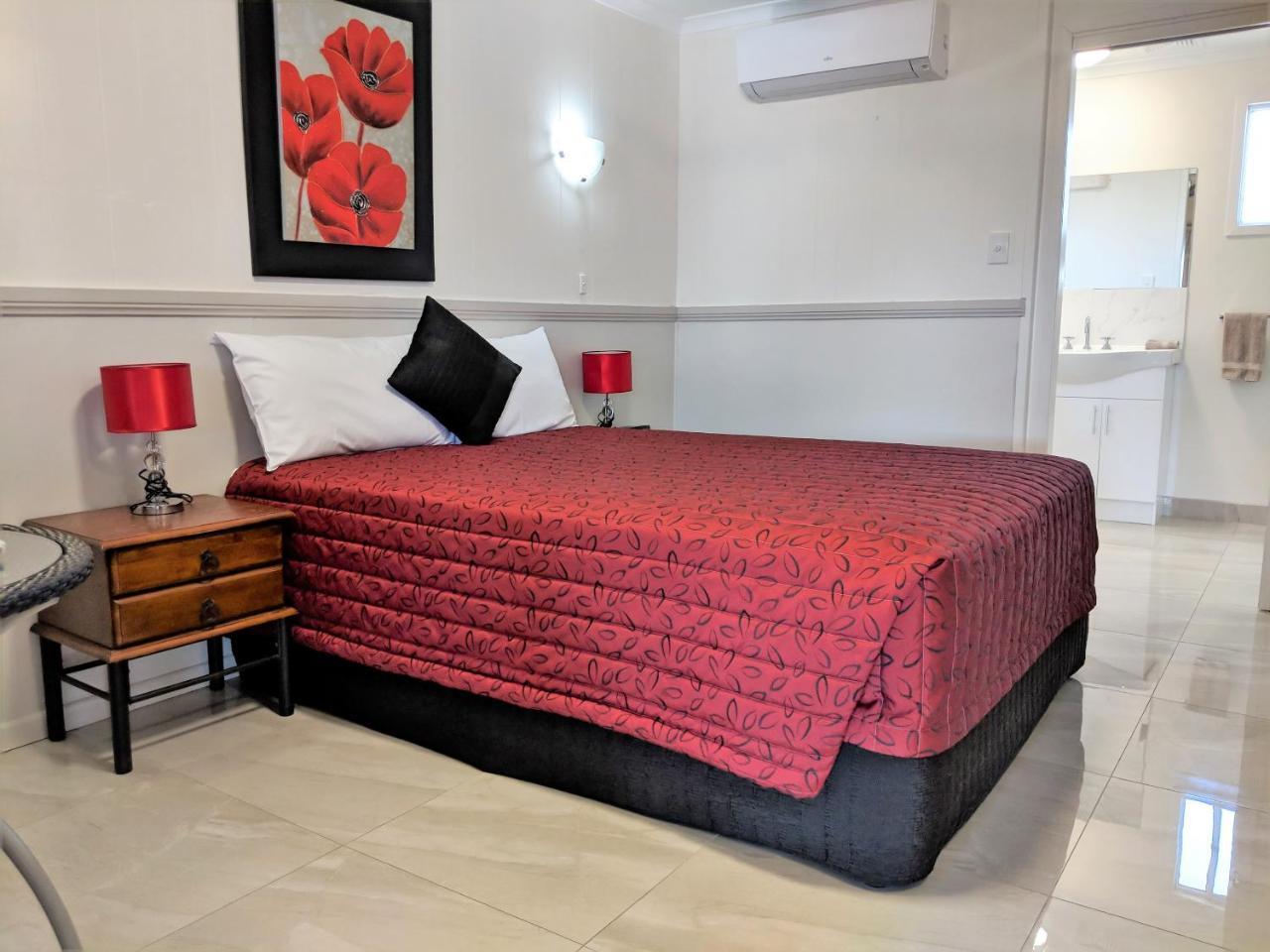 Miners Lodge Motor Inn Mackay Bagian luar foto