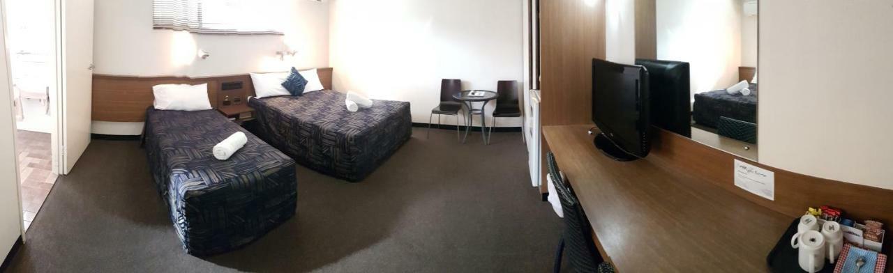 Miners Lodge Motor Inn Mackay Bagian luar foto